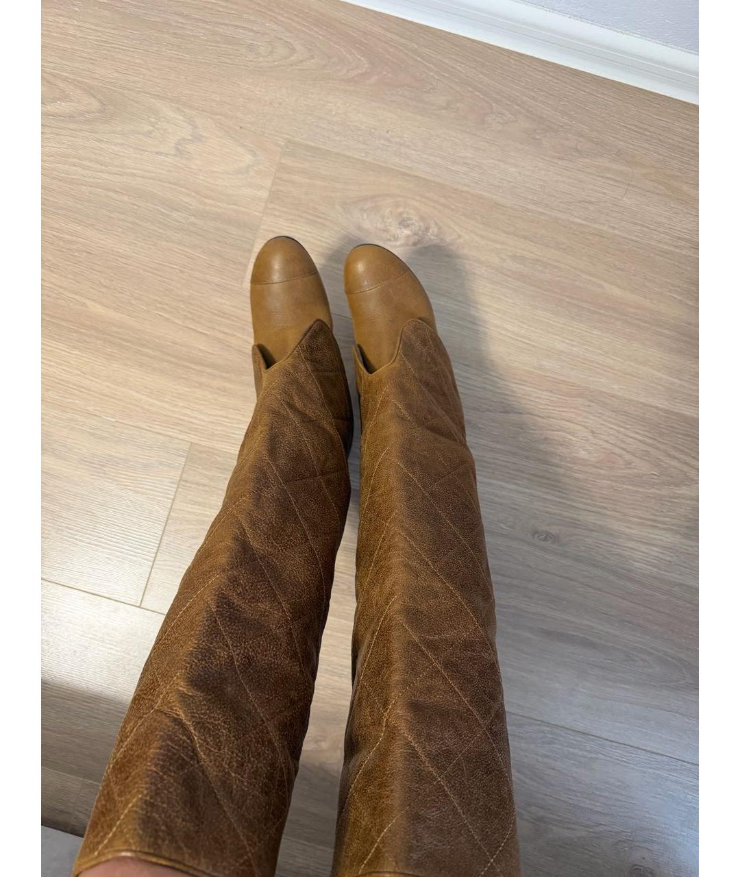 CHANEL Коричневые кожаные ботфорты, фото 2