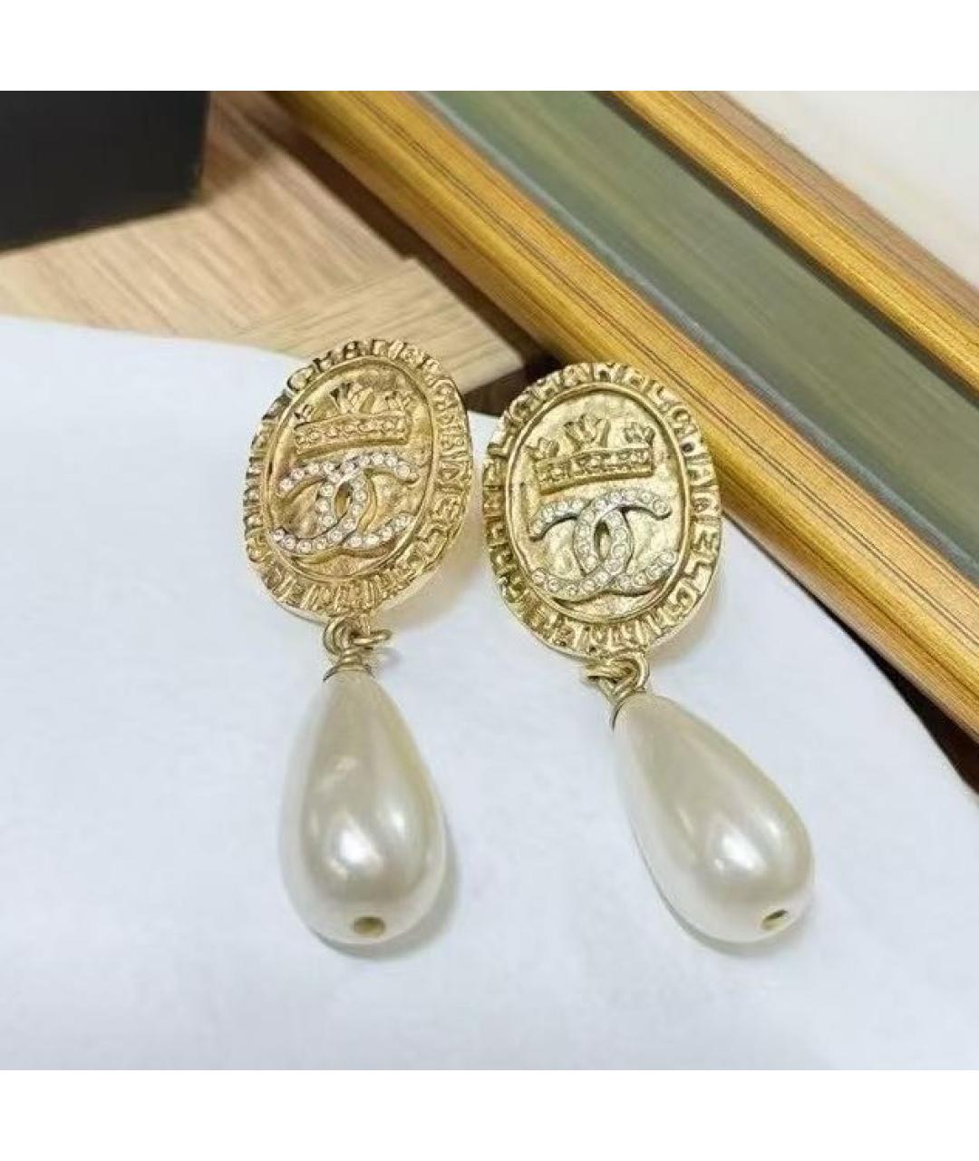 CHANEL Золотые металлические серьги, фото 3