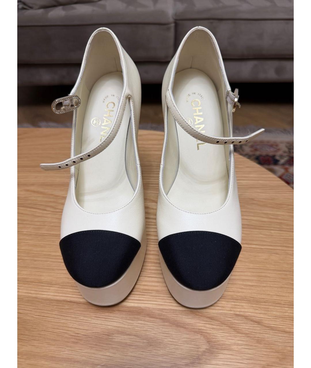 CHANEL Белые кожаные туфли, фото 2