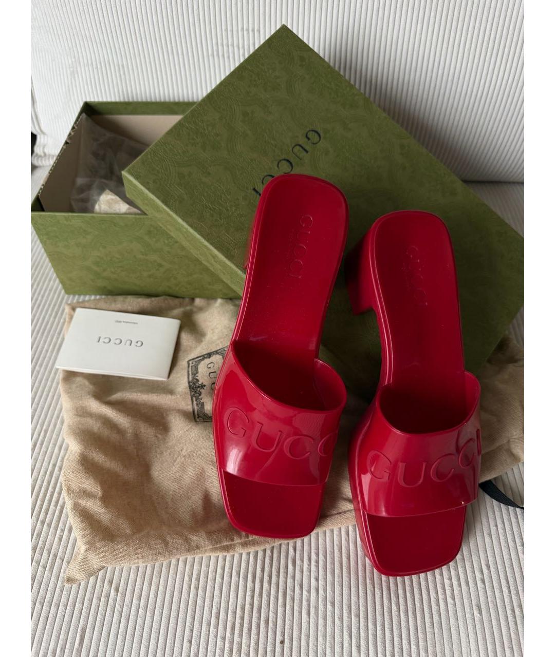 GUCCI Красные резиновые мюли, фото 3