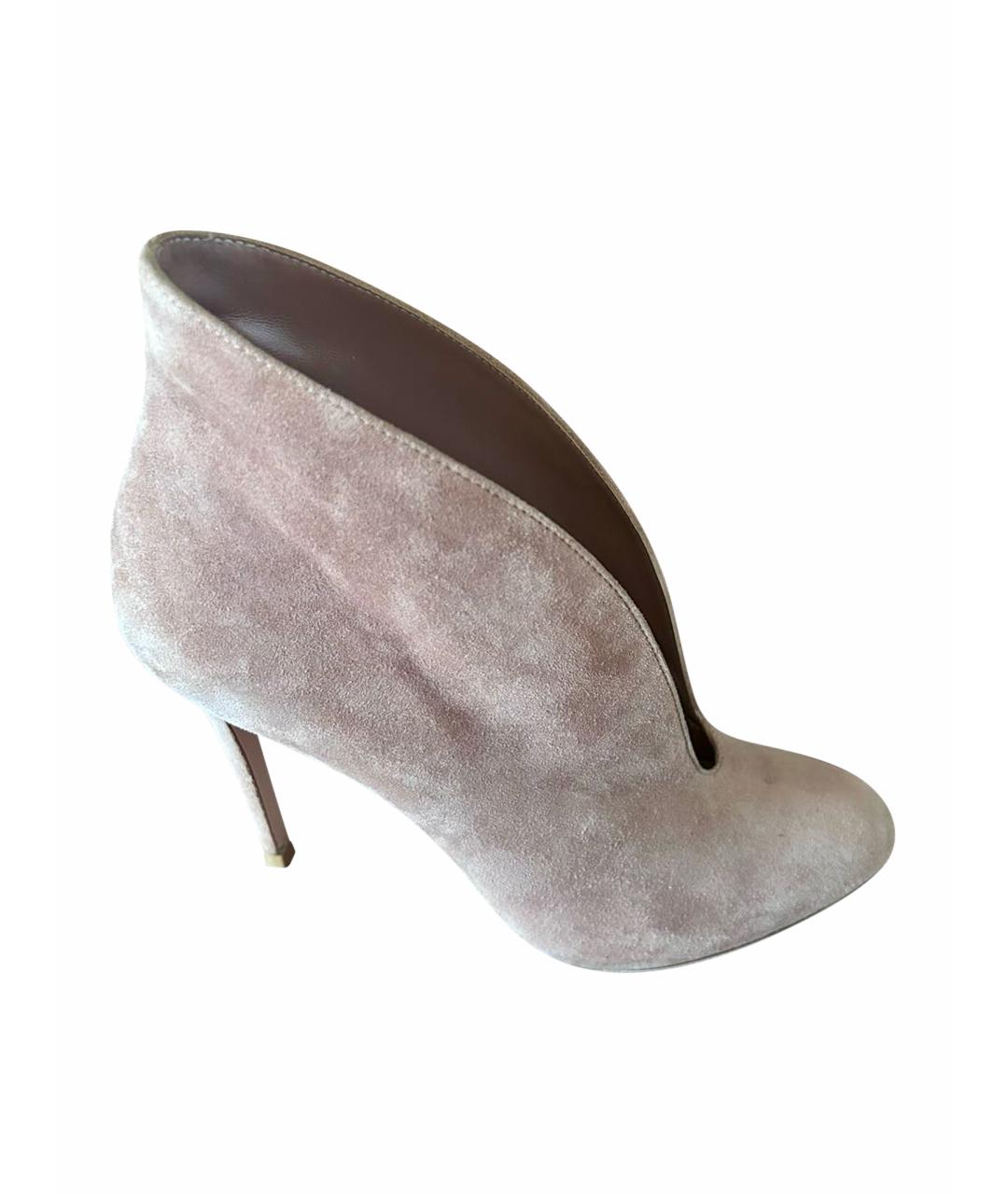 GIANVITO ROSSI Бежевые замшевые ботильоны, фото 1