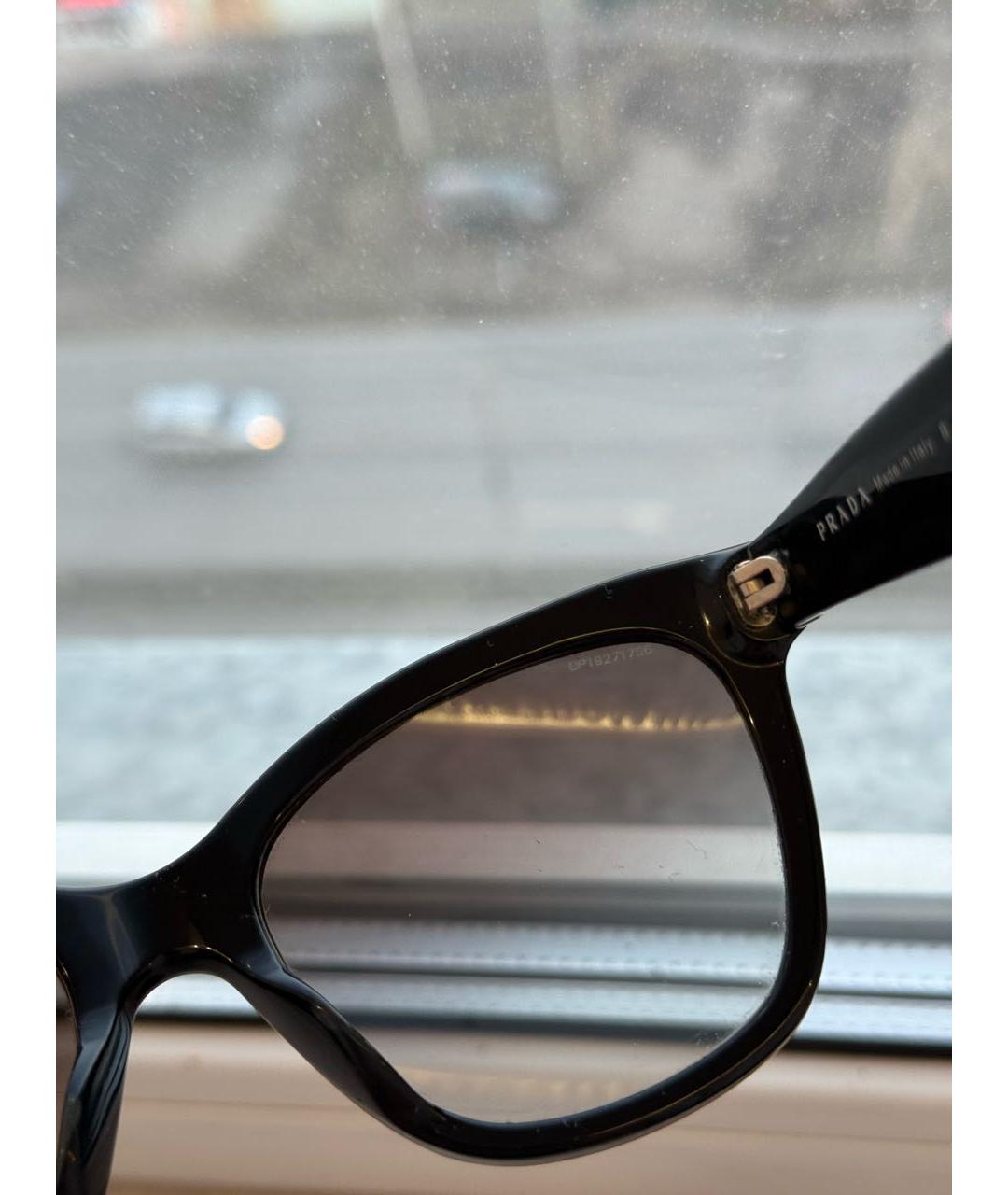 PRADA Черные пластиковые солнцезащитные очки, фото 5