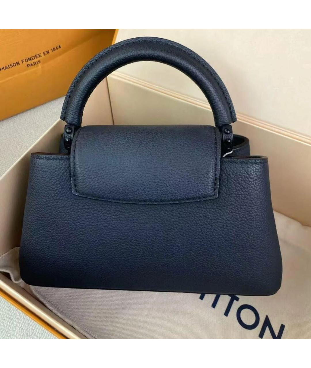 LOUIS VUITTON Черная кожаная сумка с короткими ручками, фото 3