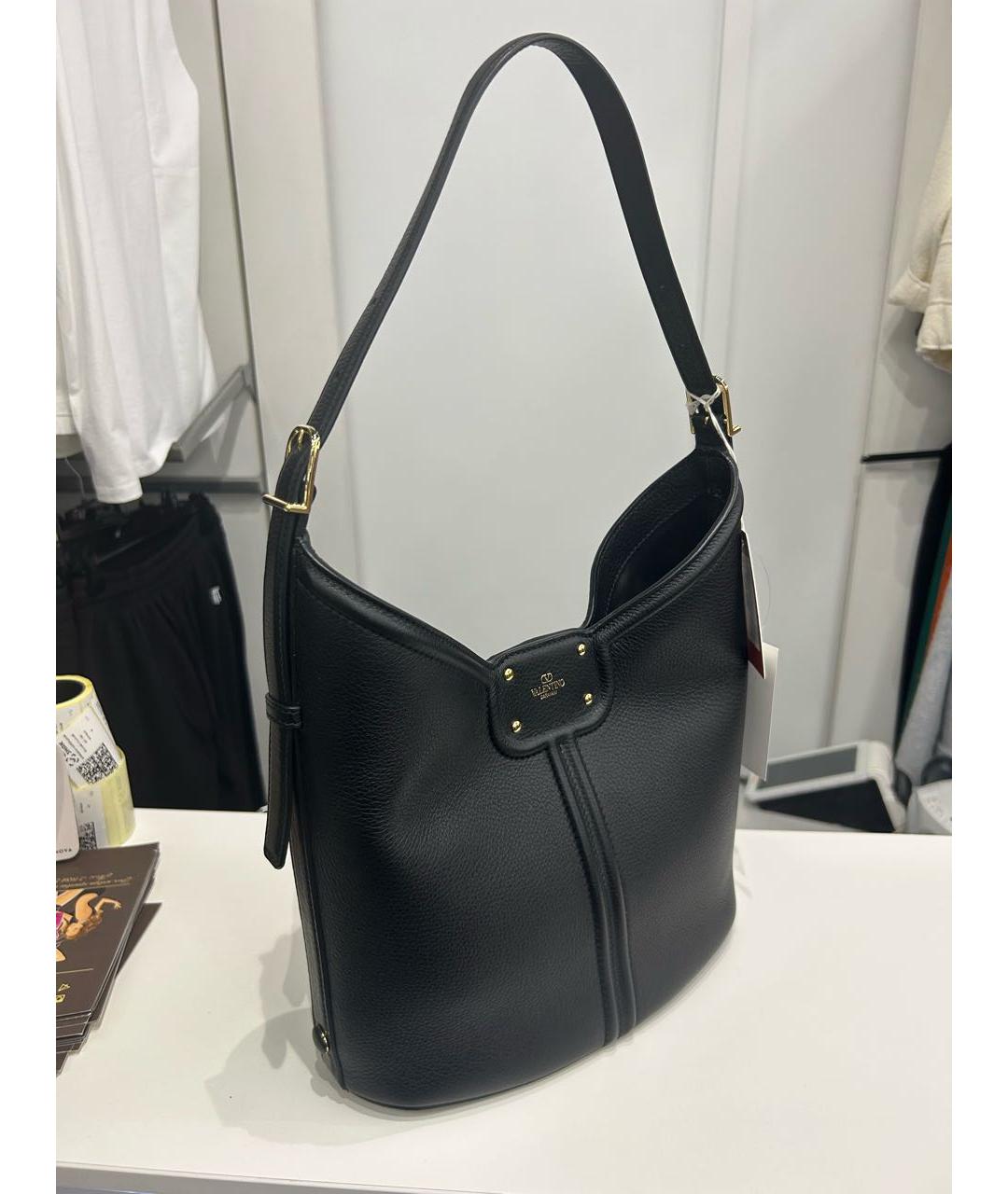 VALENTINO Черная кожаная сумка через плечо, фото 2