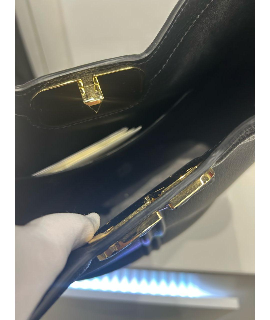 VALENTINO Черная кожаная сумка через плечо, фото 4