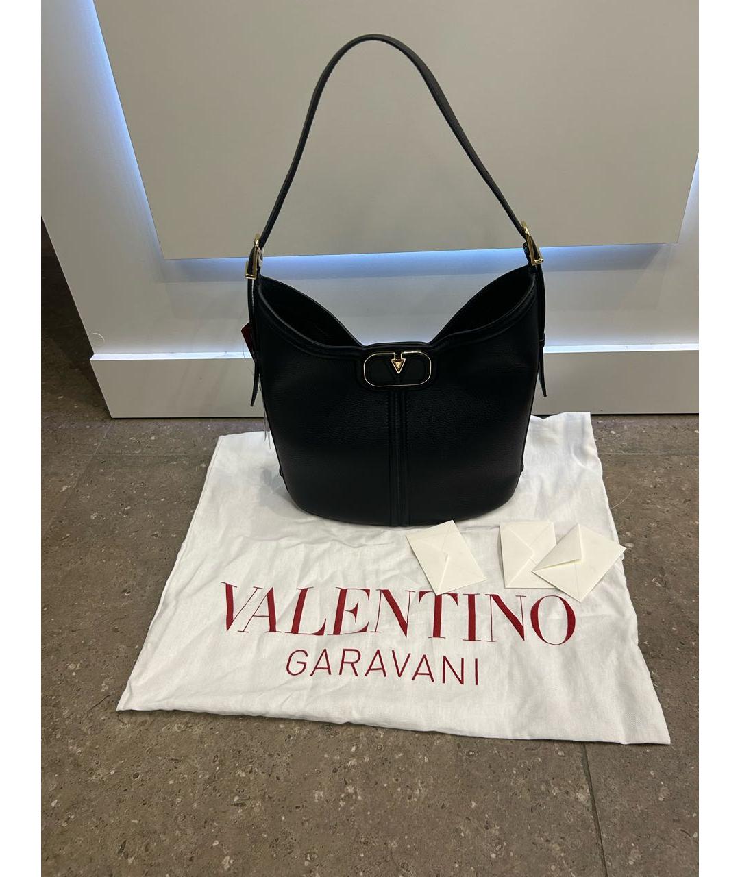 VALENTINO Черная кожаная сумка через плечо, фото 5