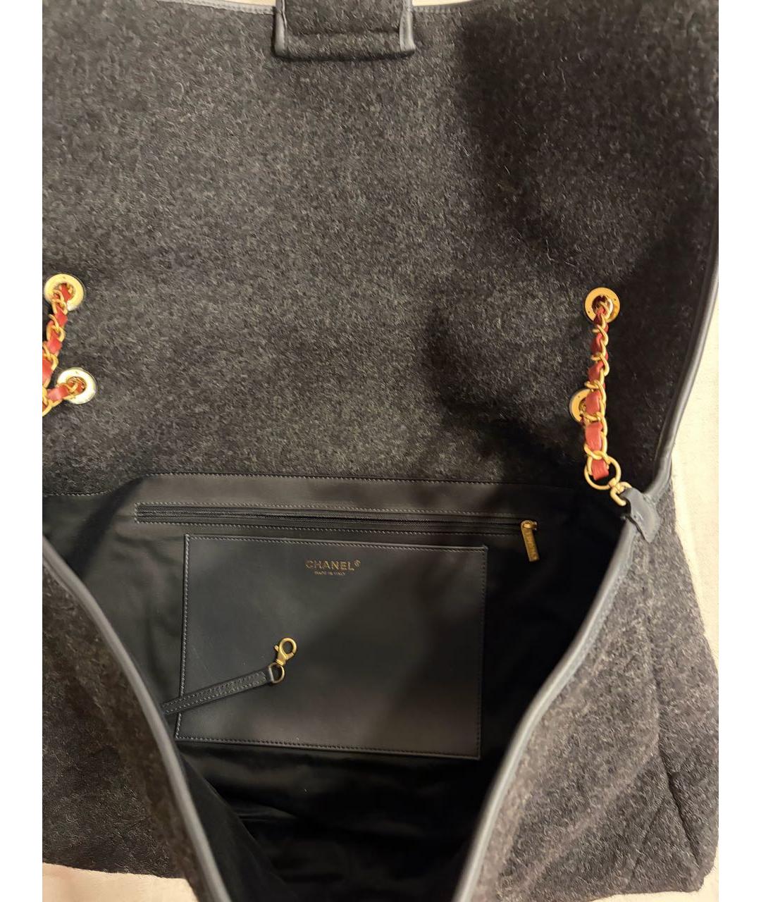 CHANEL Антрацитовая шерстяная сумка с короткими ручками, фото 5