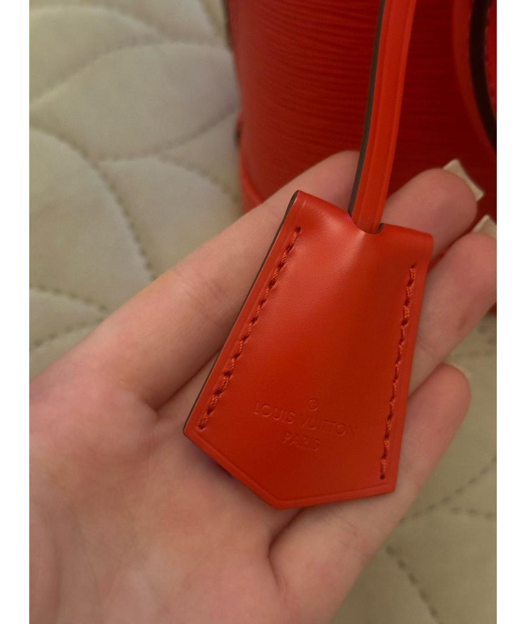 LOUIS VUITTON Красная кожаная сумка с короткими ручками, фото 3