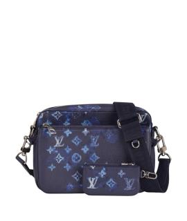 LOUIS VUITTON Сумка на плечо
