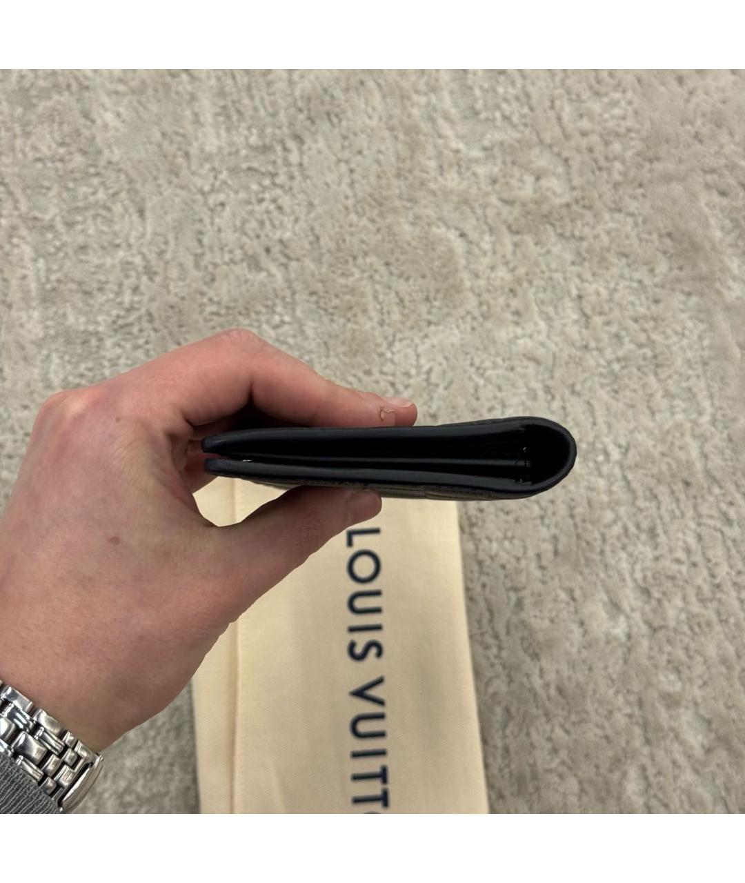 LOUIS VUITTON Черный кожаный кошелек, фото 4