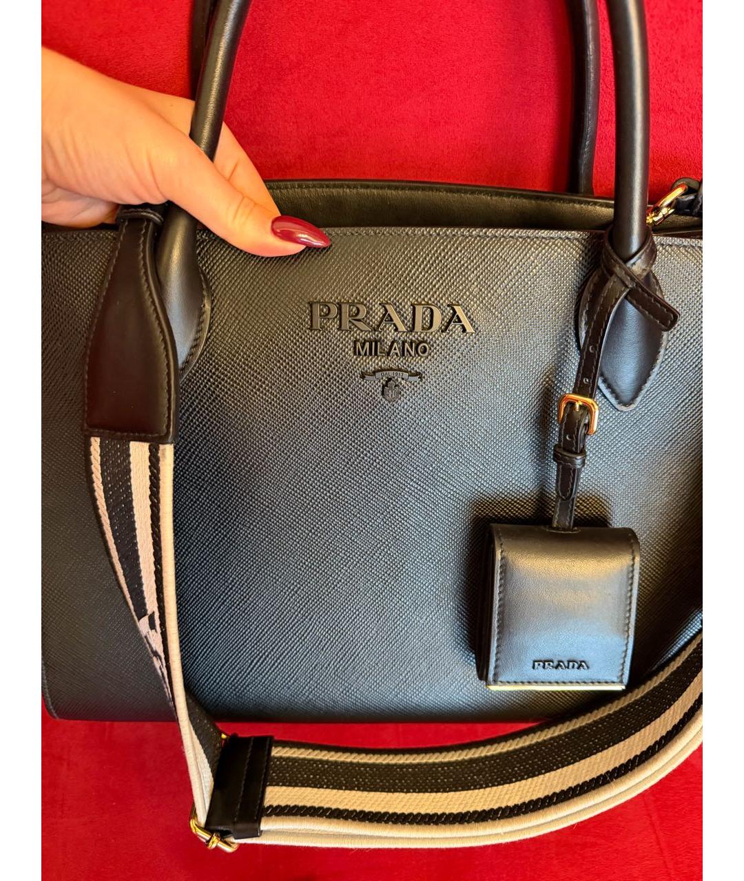 PRADA Черная кожаная сумка с короткими ручками, фото 2