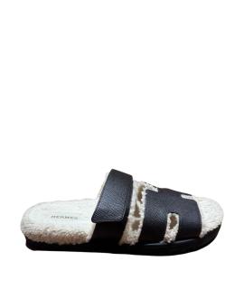 HERMES Шлепанцы