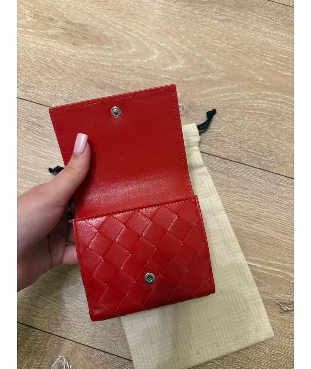 BOTTEGA VENETA Красный кожаный кошелек, фото 3