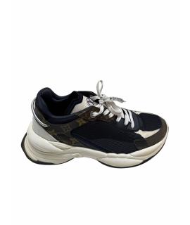 LOUIS VUITTON Кроссовки