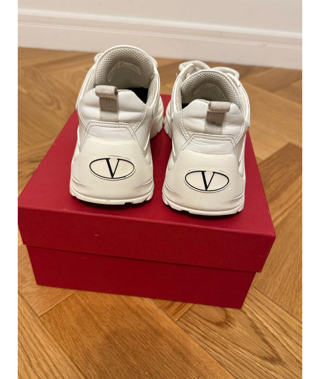 VALENTINO Белые кожаные кроссовки, фото 4