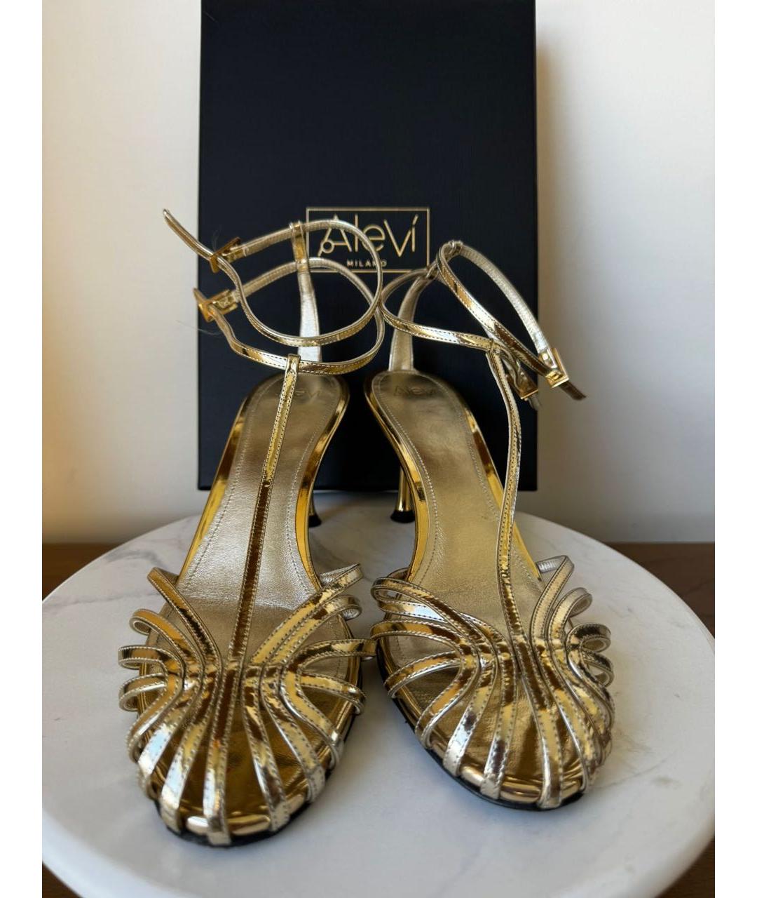 ALEVI Золотые кожаные босоножки, фото 2