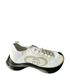 GUCCI Низкие кроссовки / кеды