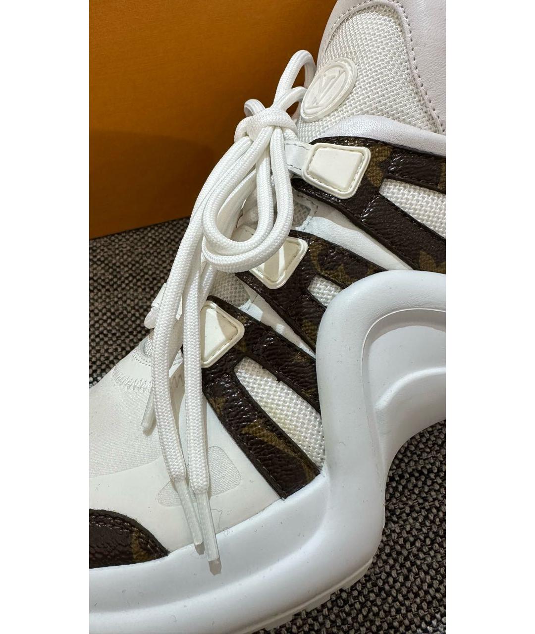 LOUIS VUITTON Белые кожаные кроссовки, фото 4