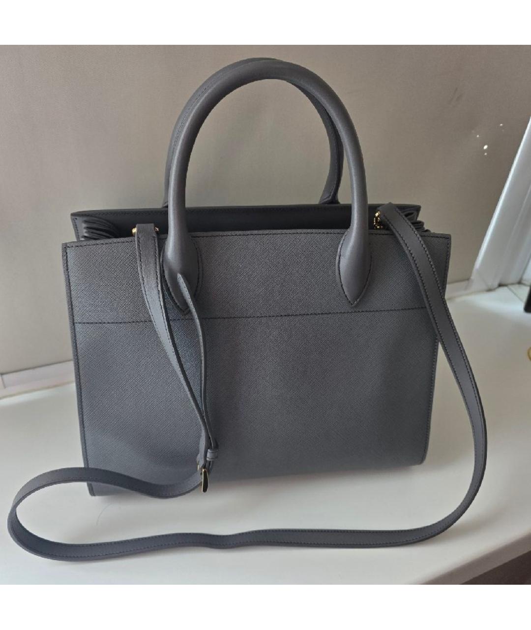 PRADA Серая кожаная сумка через плечо, фото 3