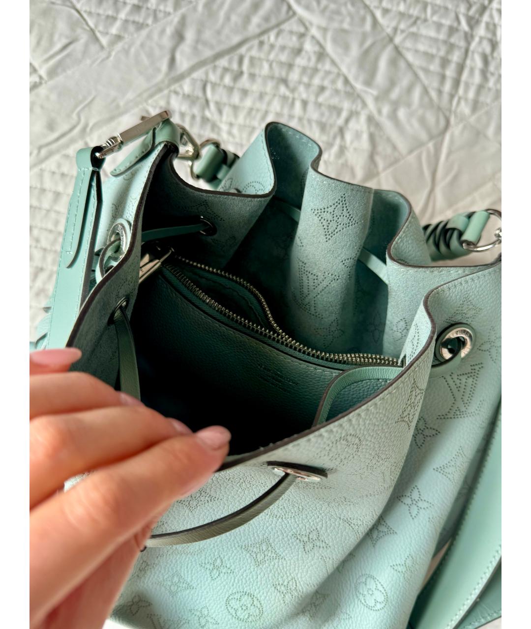 LOUIS VUITTON Бирюзовая кожаная сумка с короткими ручками, фото 4