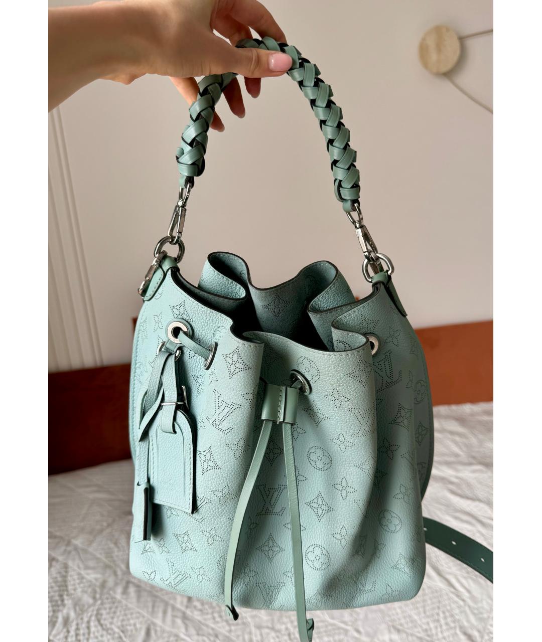 LOUIS VUITTON Бирюзовая кожаная сумка с короткими ручками, фото 7