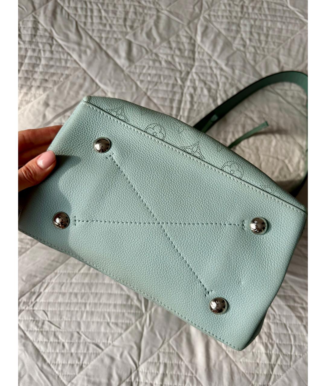 LOUIS VUITTON Бирюзовая кожаная сумка с короткими ручками, фото 5