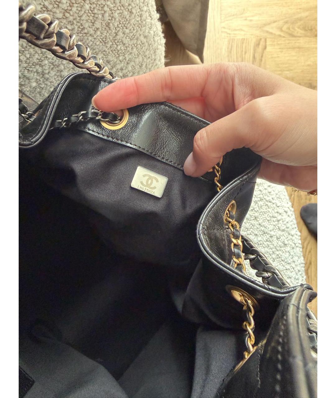 CHANEL Черная кожаная сумка через плечо, фото 5