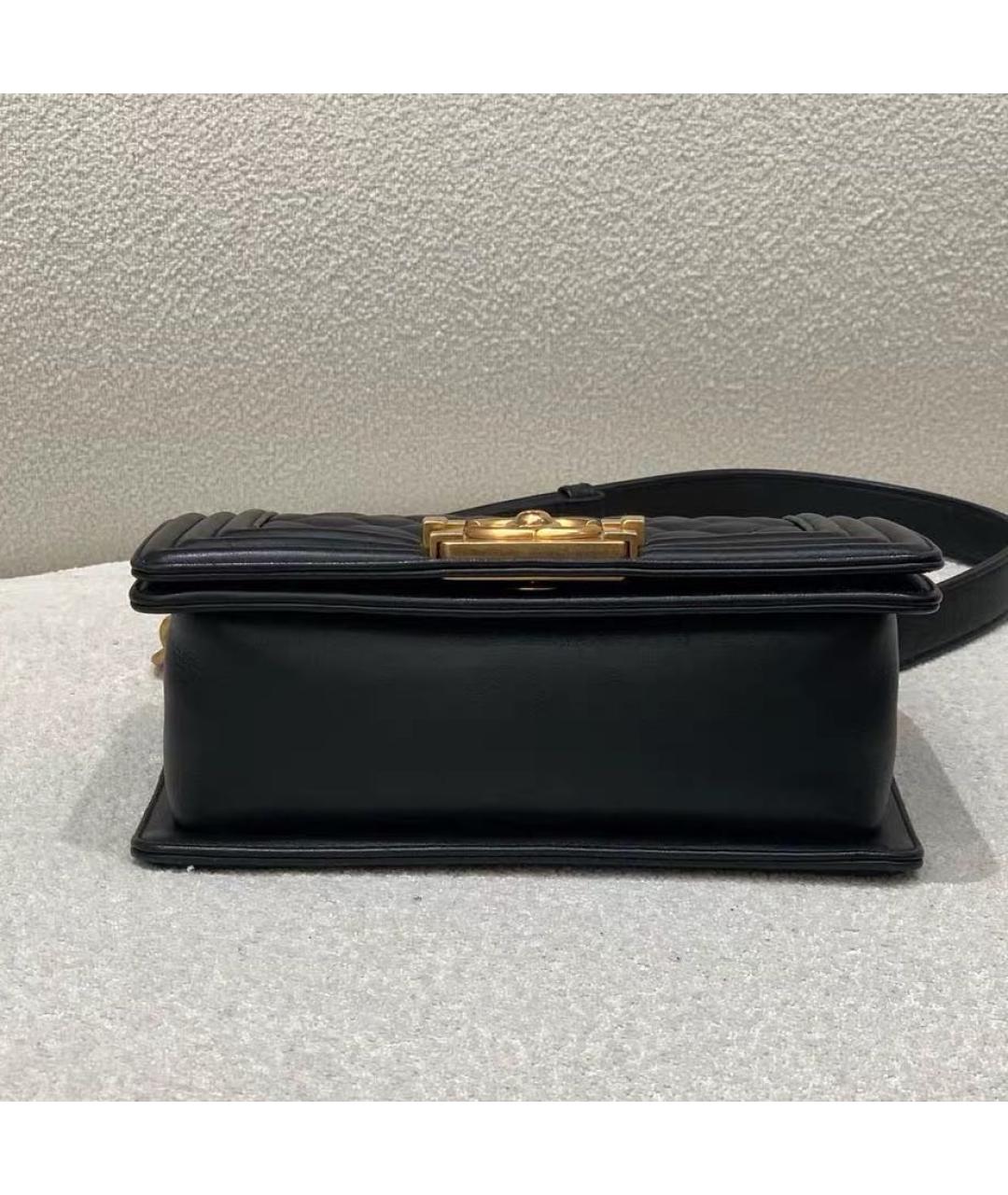 CHANEL Черная кожаная сумка через плечо, фото 5