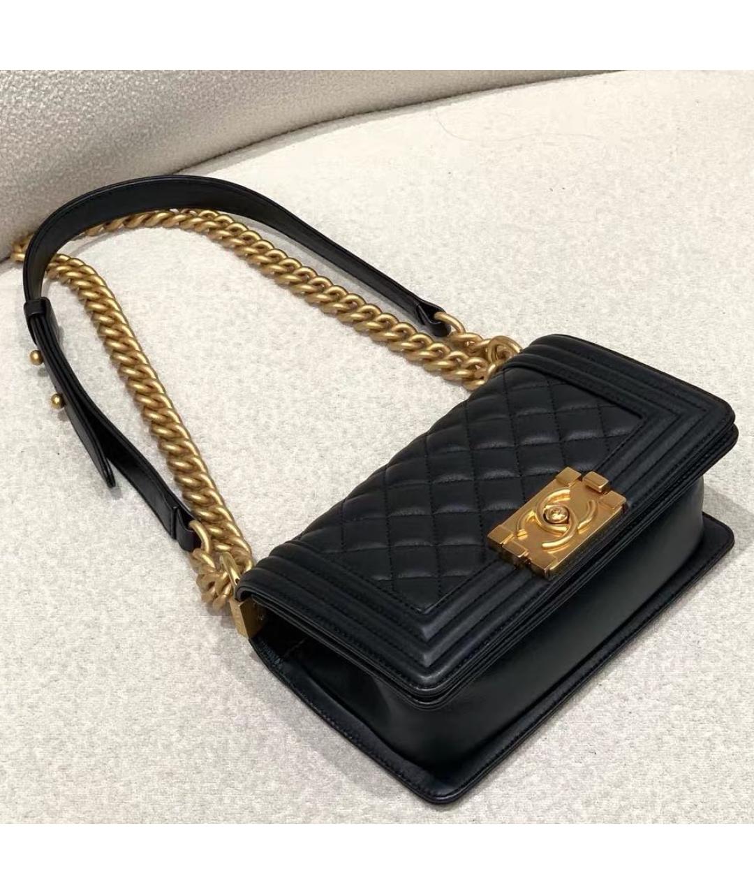 CHANEL Черная кожаная сумка через плечо, фото 6
