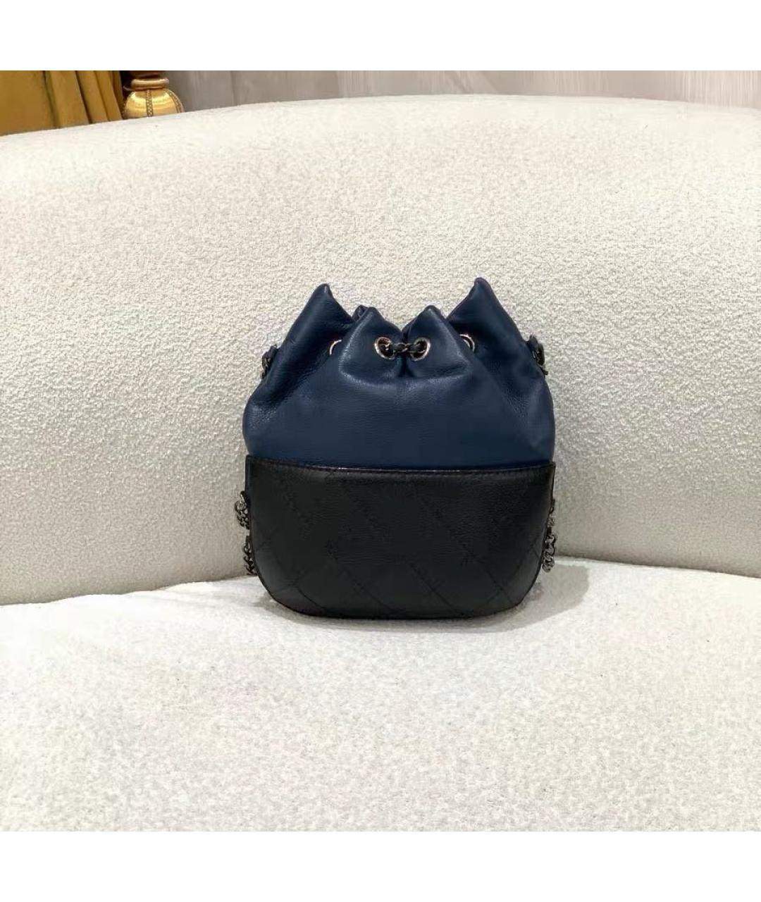 CHANEL Темно-синяя кожаная сумка через плечо, фото 2