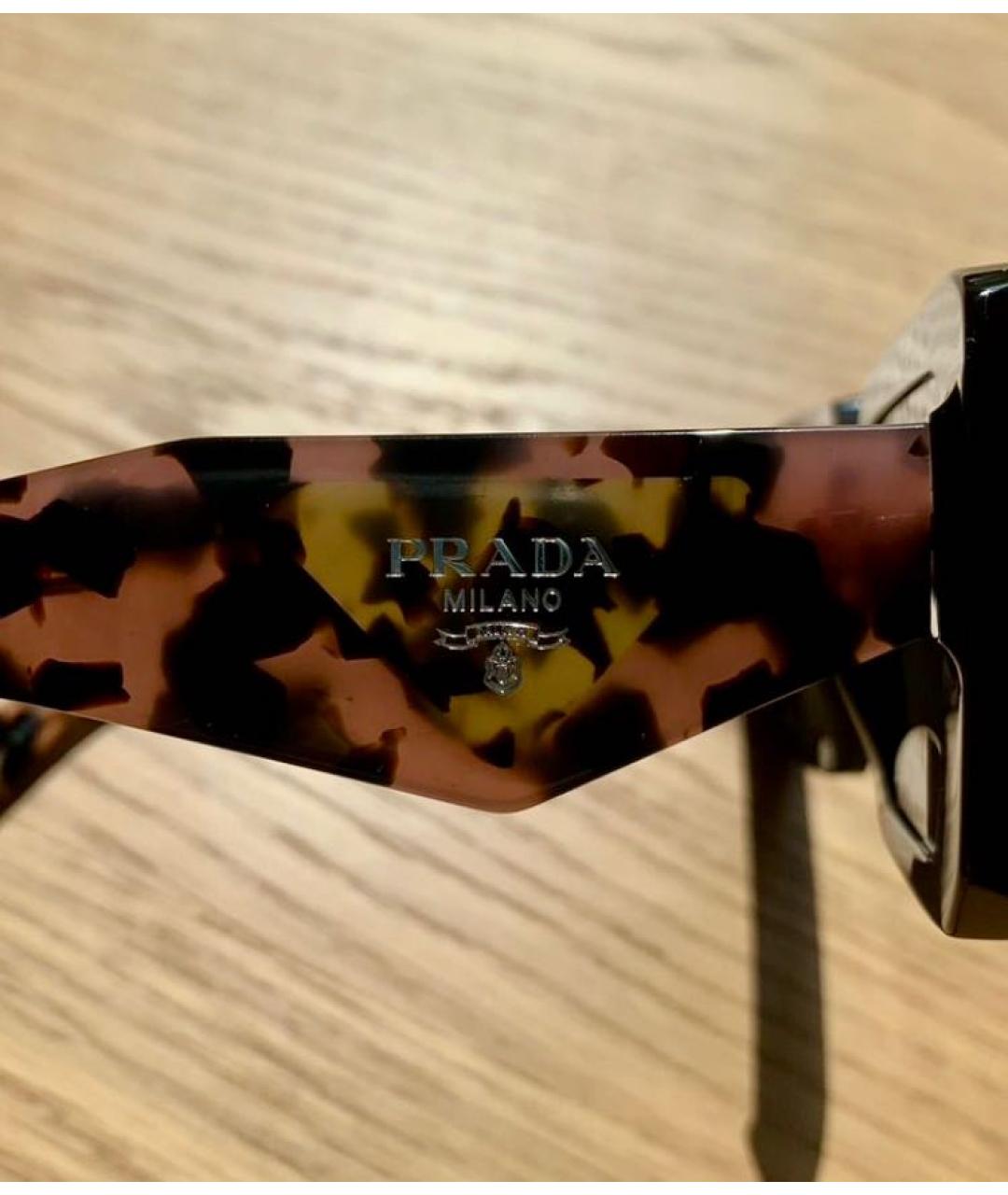 PRADA Коричневые пластиковые солнцезащитные очки, фото 4