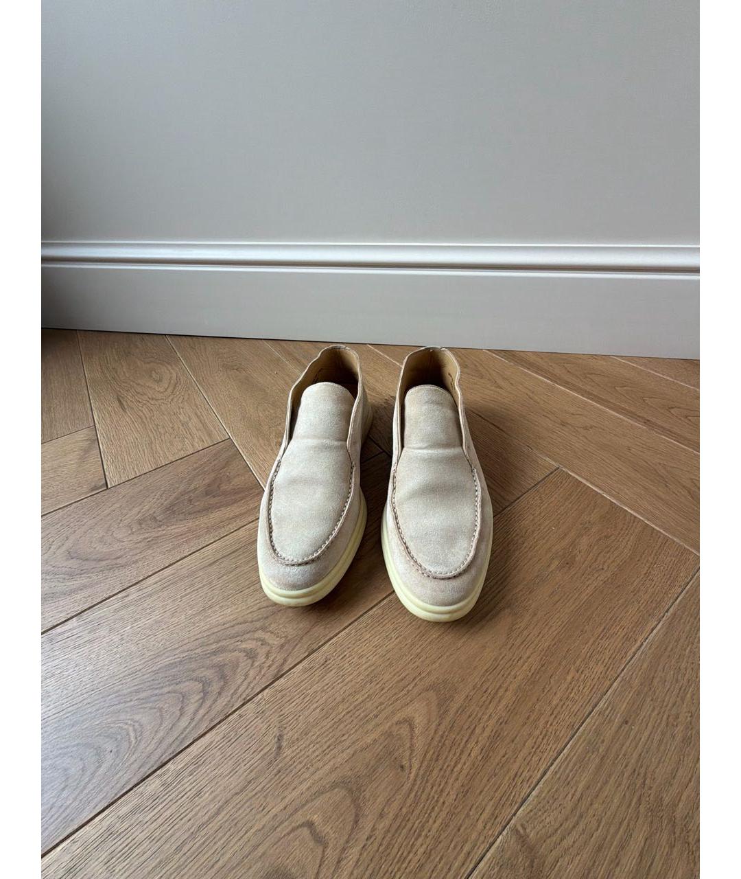 LORO PIANA Бежевые замшевые лоферы, фото 2