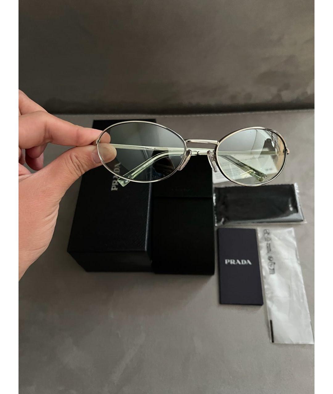 PRADA Серебряные металлические солнцезащитные очки, фото 5
