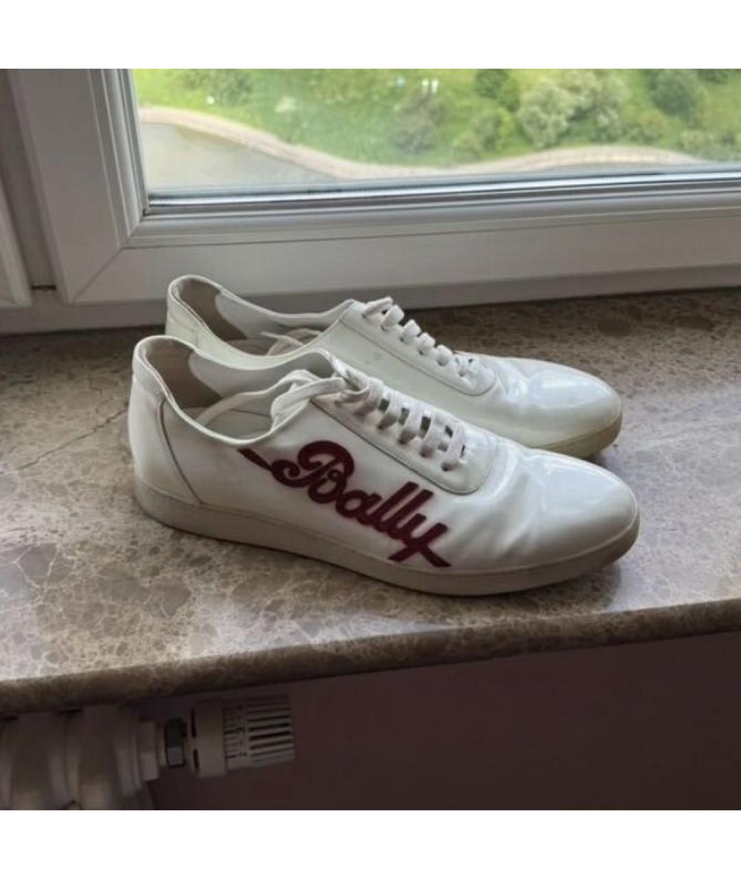 BALLY Белые низкие кроссовки / кеды из лакированной кожи, фото 6