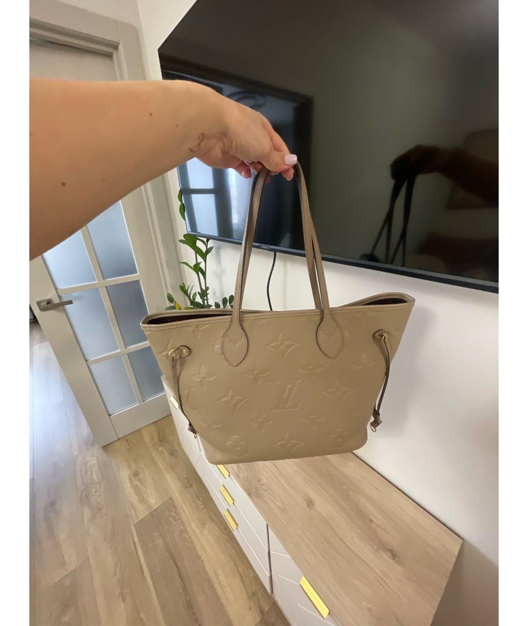 LOUIS VUITTON Бежевая кожаная сумка тоут, фото 4