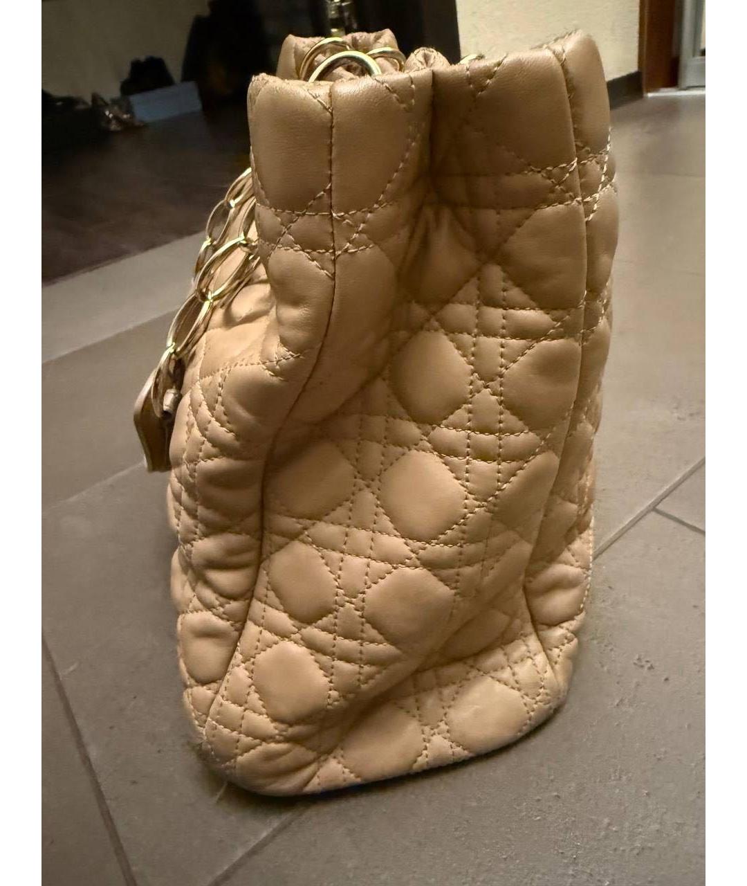 CHRISTIAN DIOR Бежевая кожаная сумка тоут, фото 3