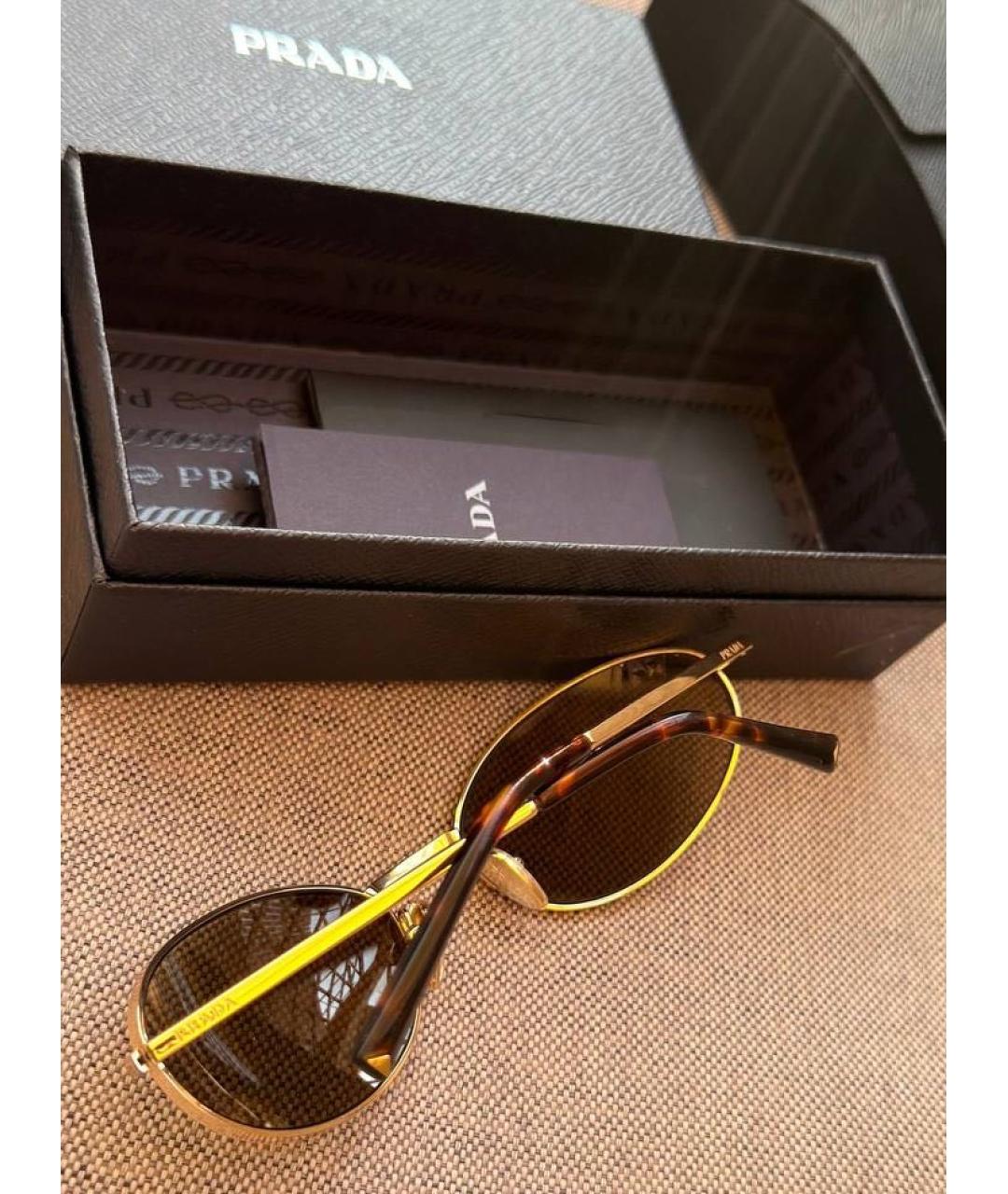 PRADA Коричневые металлические солнцезащитные очки, фото 3