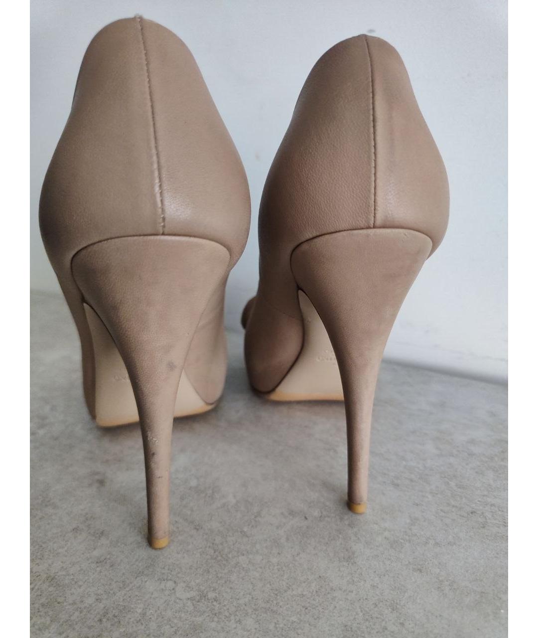 VALENTINO Бежевые кожаные туфли, фото 4
