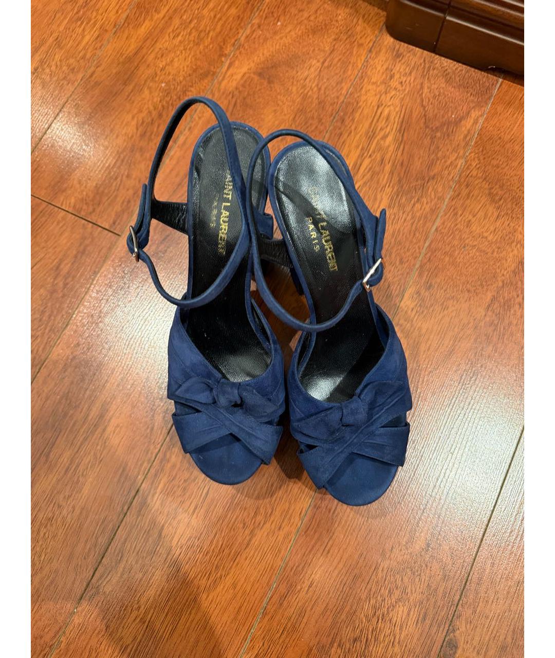 SAINT LAURENT Темно-синие замшевые босоножки, фото 3