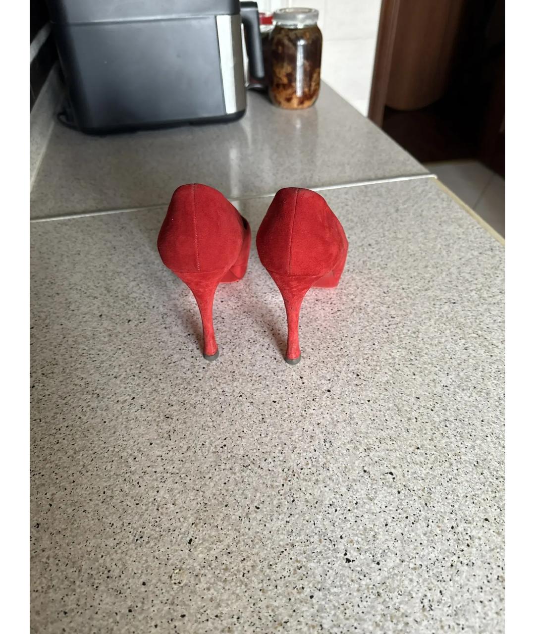 SAINT LAURENT Красные замшевые туфли, фото 4