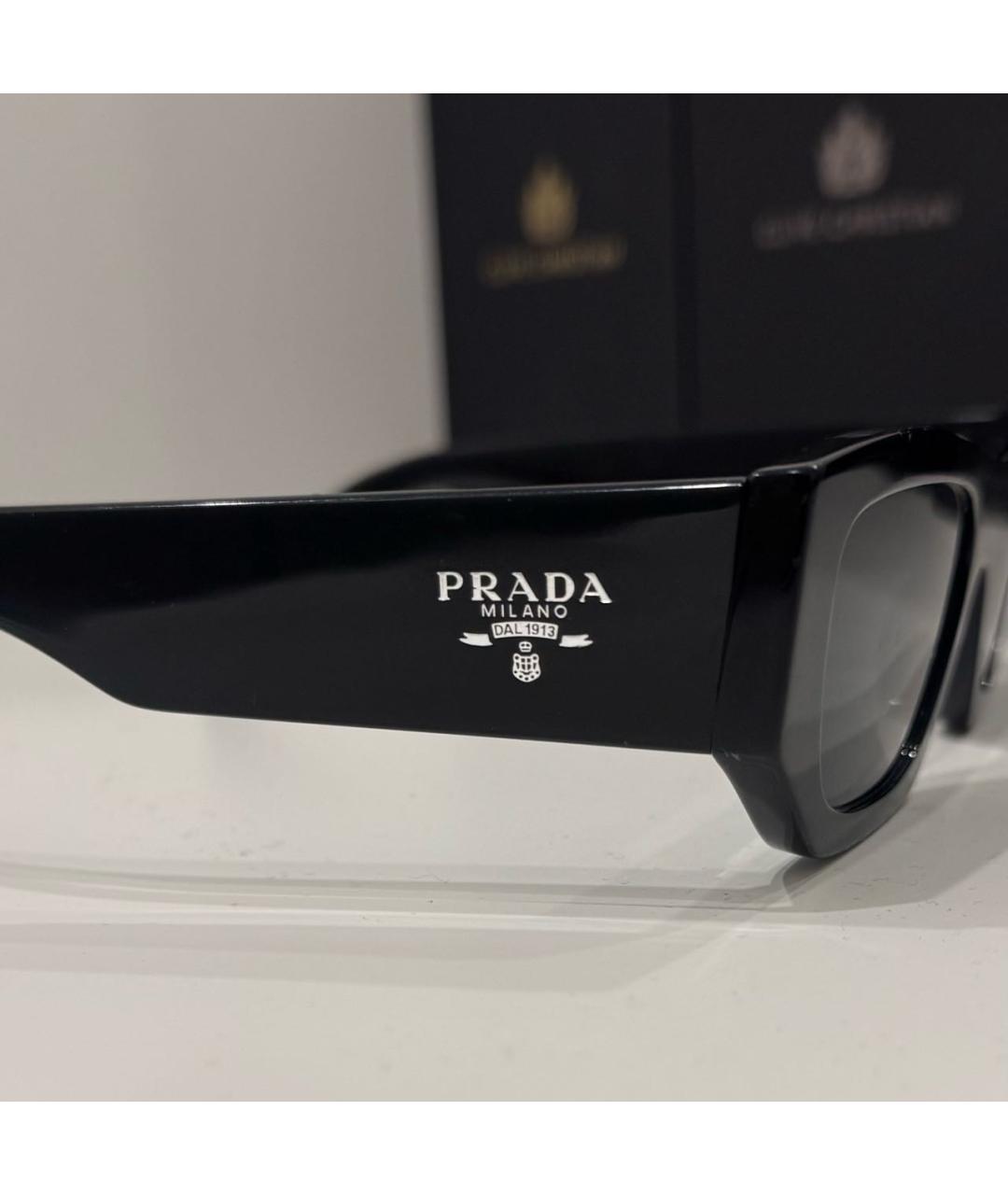 PRADA Черные пластиковые солнцезащитные очки, фото 3