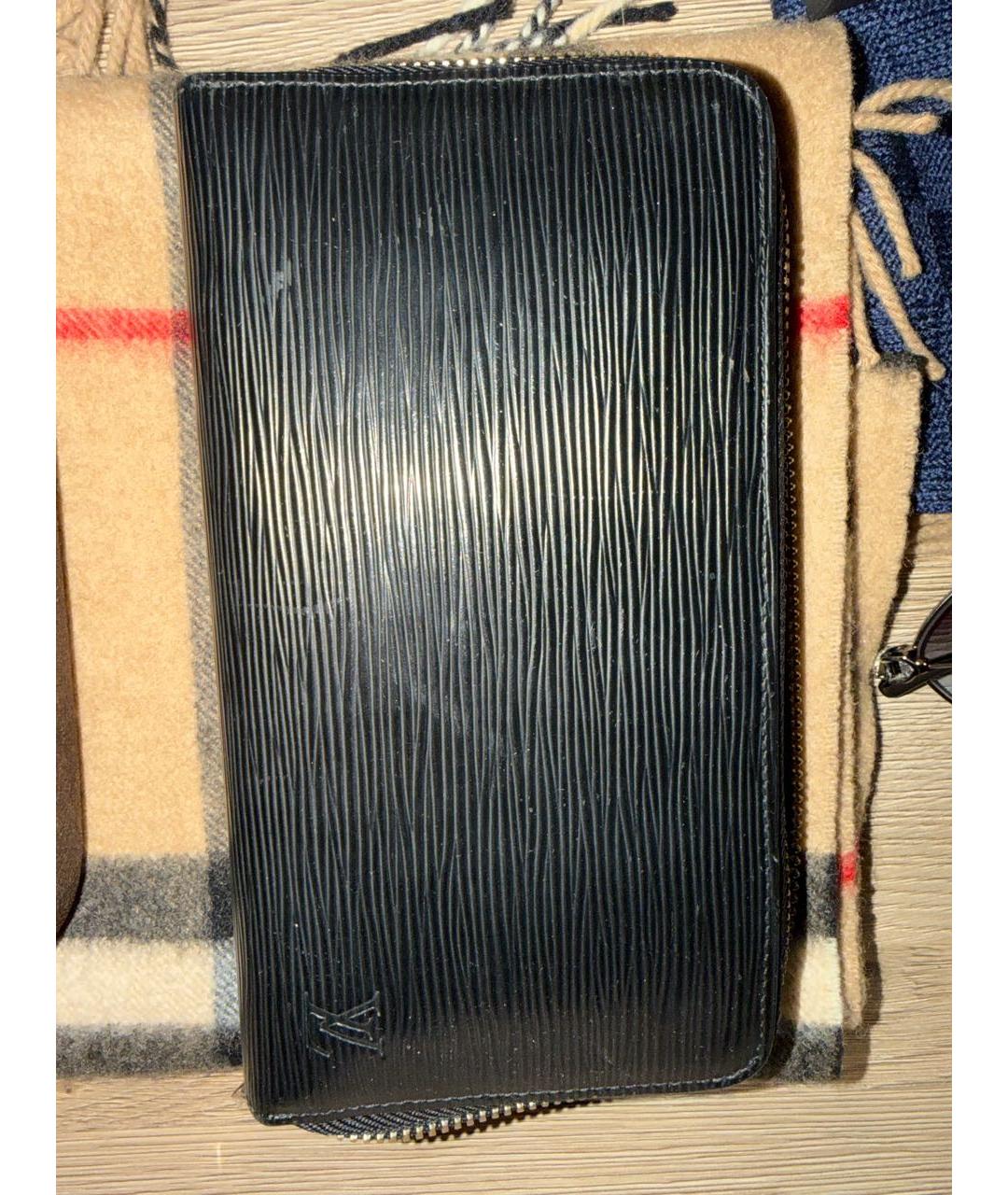 LOUIS VUITTON Черный кожаный кошелек, фото 4