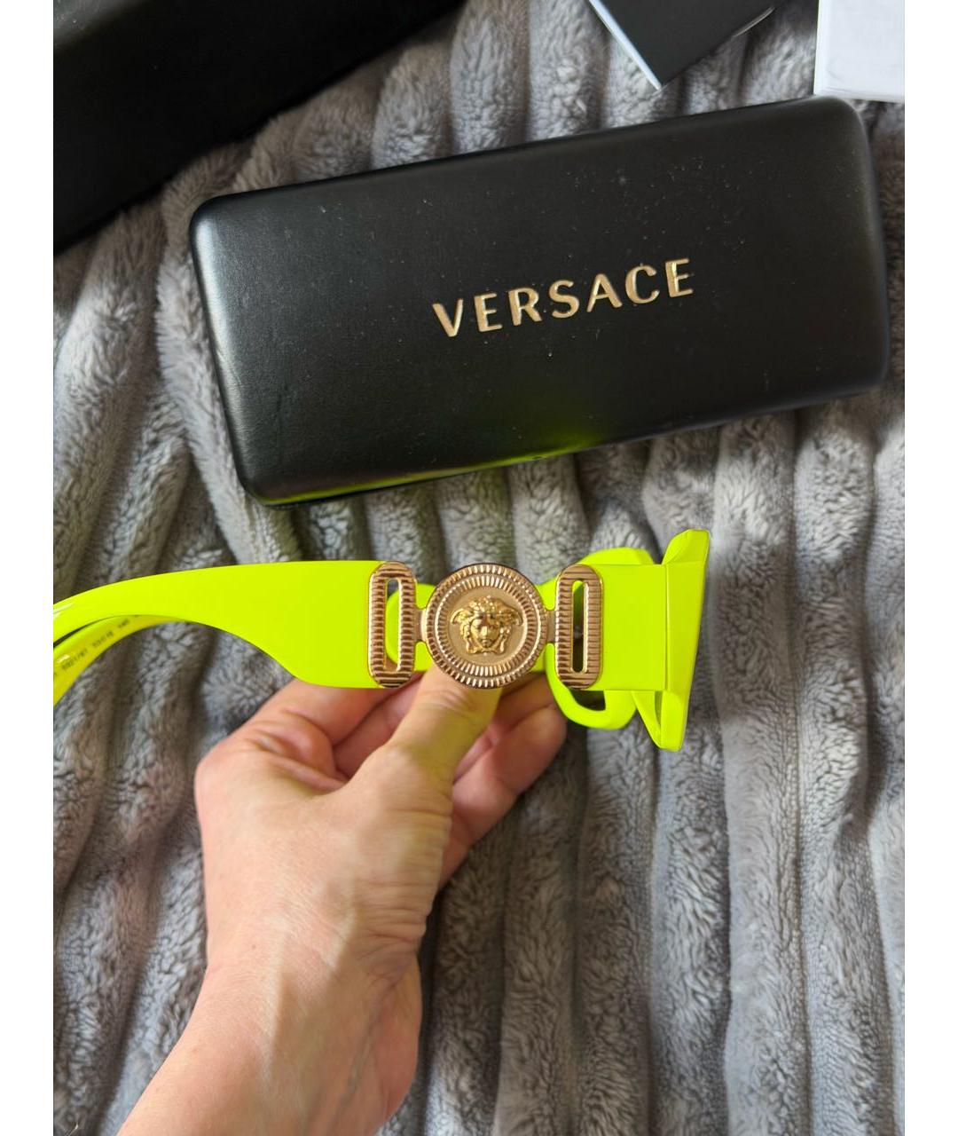 VERSACE Желтые пластиковые солнцезащитные очки, фото 2