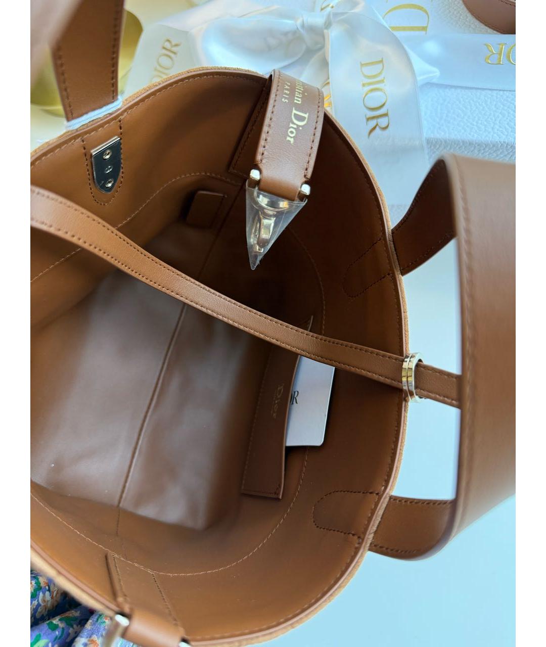 CHRISTIAN DIOR Коричневая замшевая сумка через плечо, фото 4