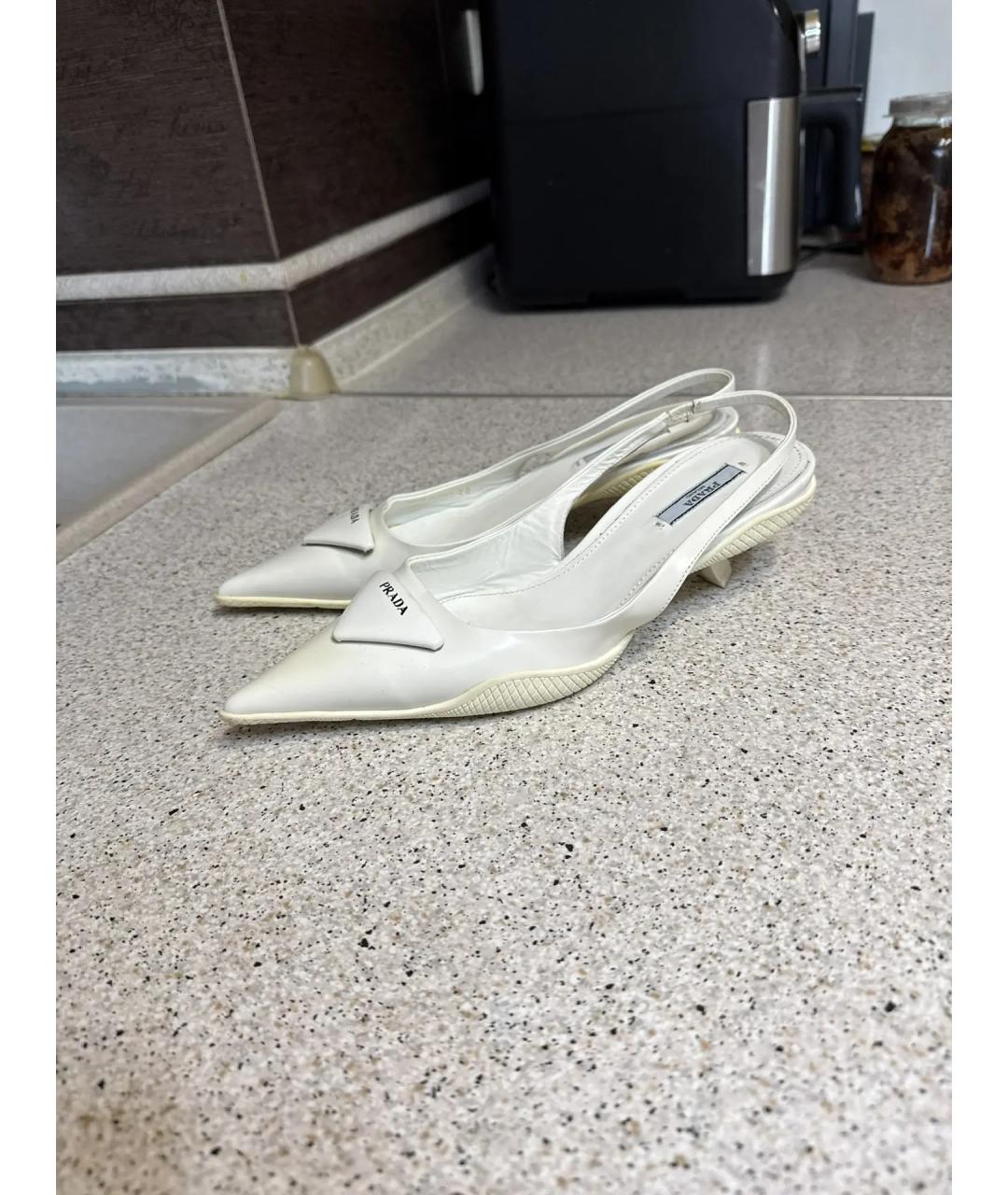 PRADA Белые кожаные босоножки, фото 7
