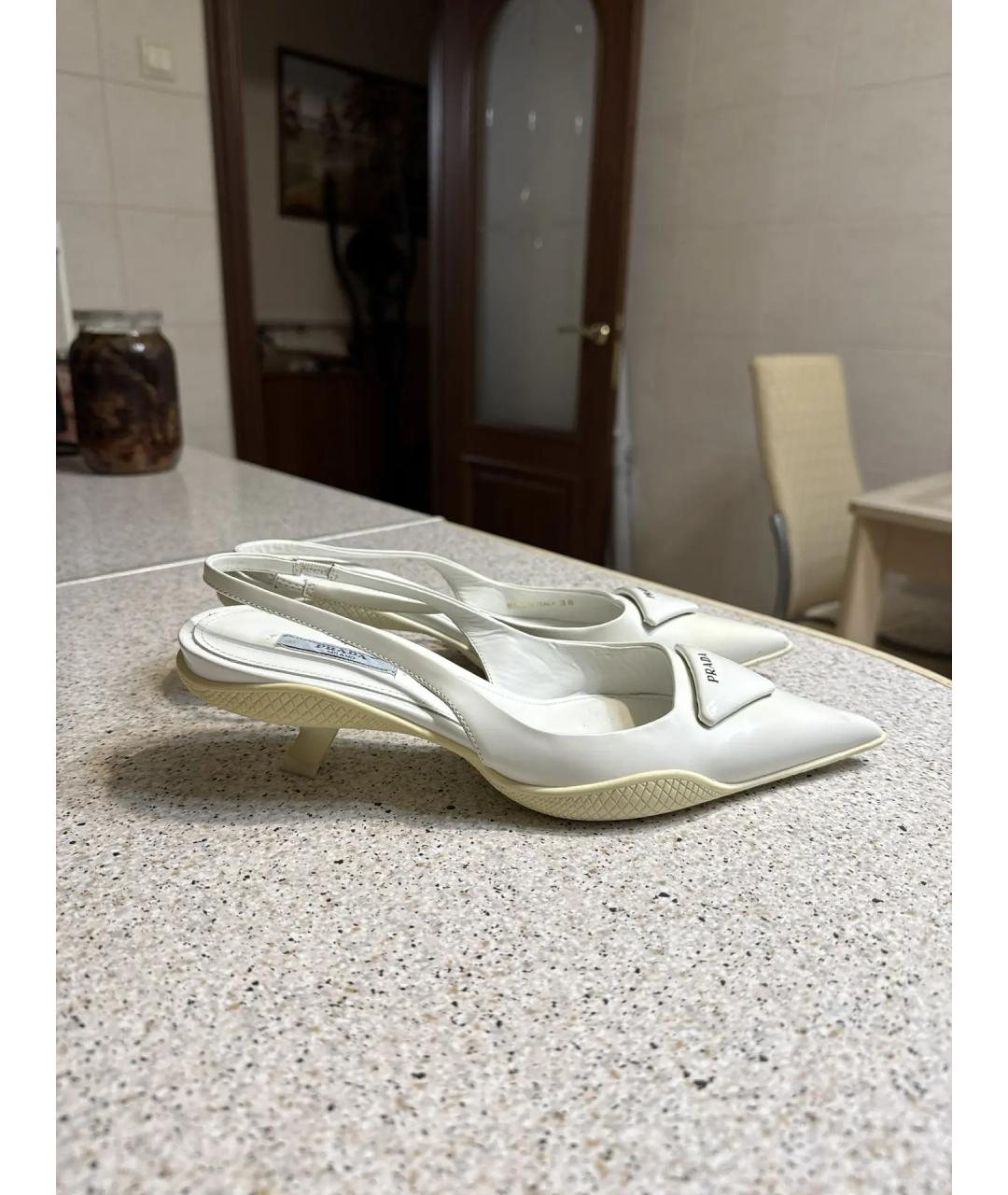 PRADA Белые кожаные босоножки, фото 8