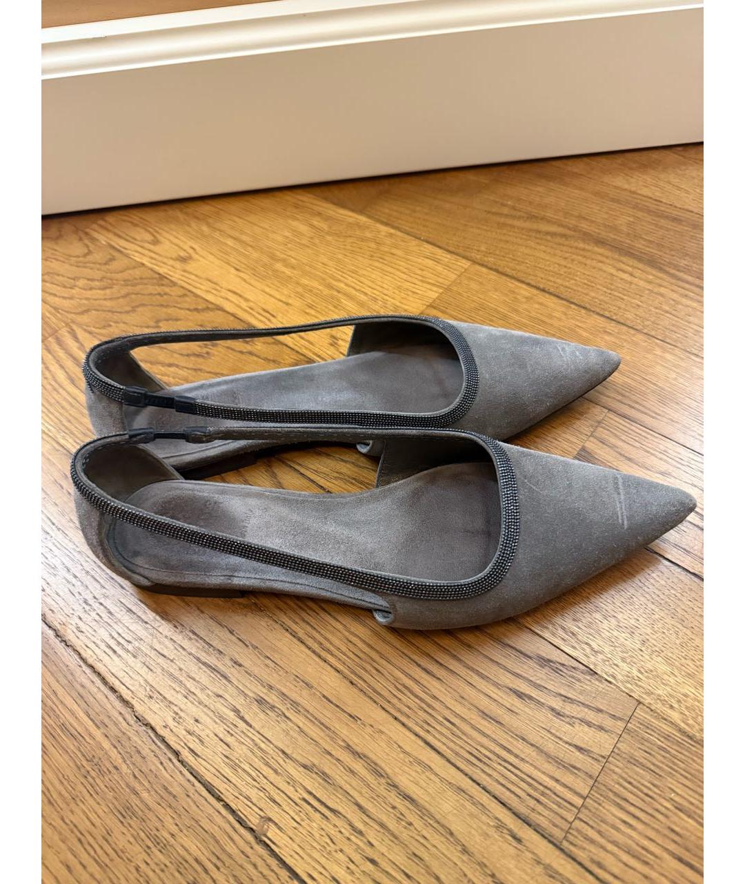 BRUNELLO CUCINELLI Серые замшевые лодочки на низком каблуке, фото 7