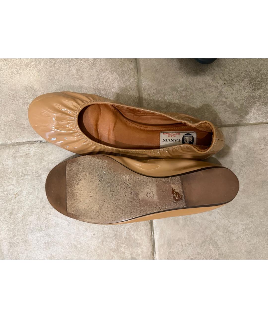 LANVIN Бежевые балетки из лакированной кожи, фото 4