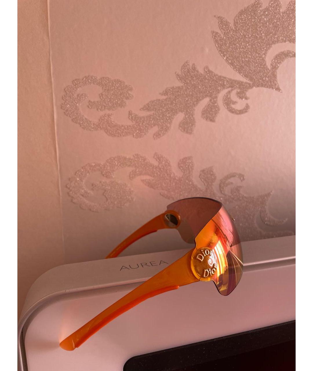 CHRISTIAN DIOR Оранжевое пластиковые солнцезащитные очки, фото 2