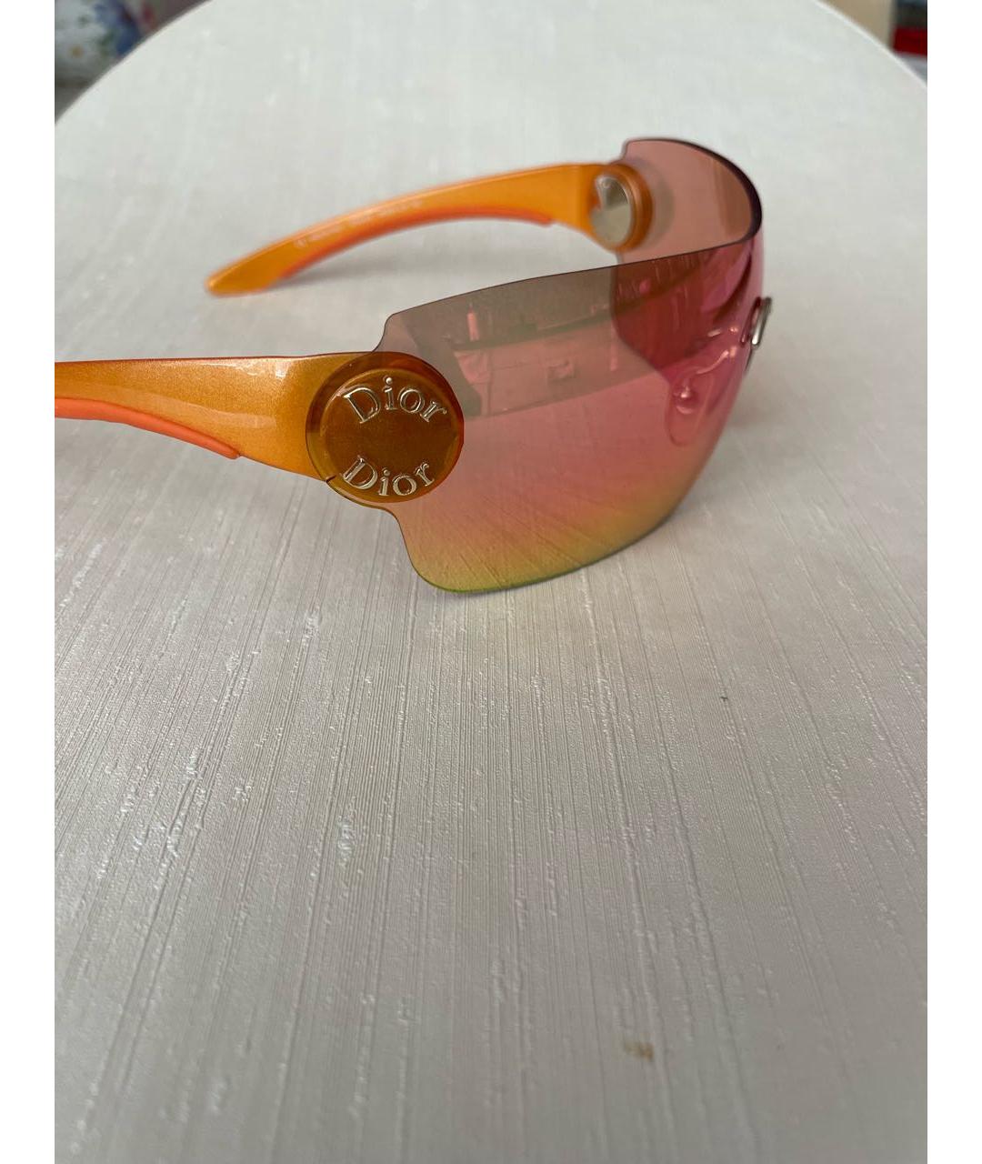 CHRISTIAN DIOR Оранжевое пластиковые солнцезащитные очки, фото 2